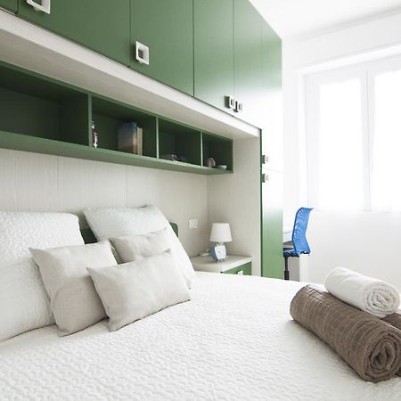 ミラノAlessia'S Flat - Venezianoアパートメント エクステリア 写真